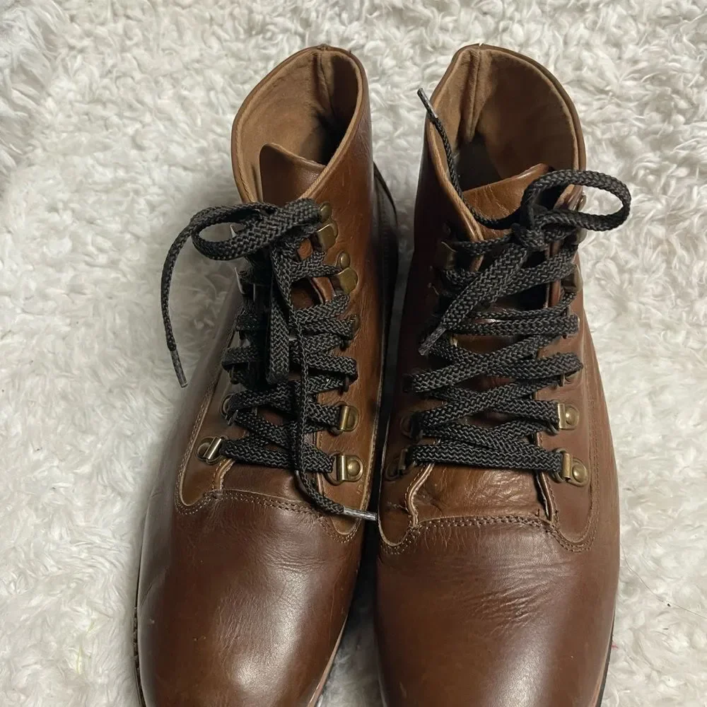 American Eagle outfitters Men’s leather Brown lace up boots Size 12